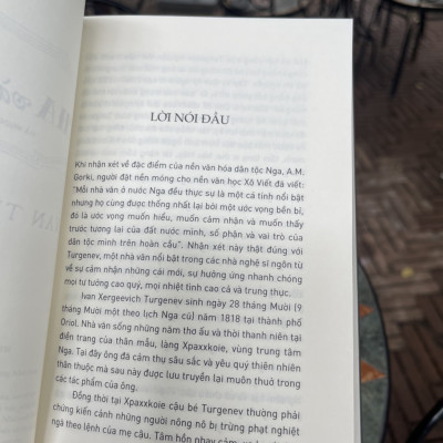 CHA VÀ CON – Ivan Turgenev – Hà Ngọc dịch – Nhã Nam – NXB Văn Học (Bìa mềm)