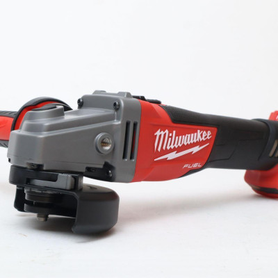 MÁY MÀI GÓC MILWAUKEE M18 FSAG100XB (ĐÁ 100MM) TẶNG PIN 5AH - HÀNG CHÍNH HÃNG