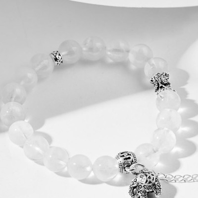 Vòng tay thạch anh ưu linh trắng charm voi bạc Ngọc Quý Gemstones