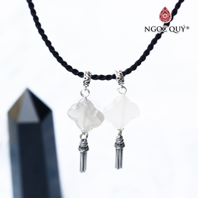 Mặt dây chuyền chữ thập đá mã não - Ngọc Quý