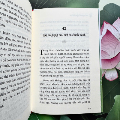Sách - Sống, Yoga và Thiền