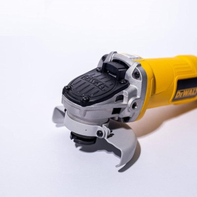 MÁY MÀI GÓC 720W 100MM DEWALT DWE8100T-B1 - HÀNG CHÍNH HÃNG