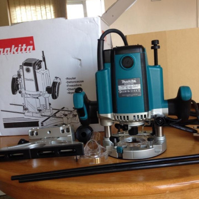 MÁY PHAY 2100W MAKITA RP2301FC - HÀNG CHÍNH HÃNG