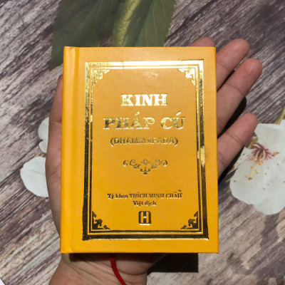 Bát Chánh Đạo (bìa cứng) + Kinh Pháp Cú (bìa cứng, khổ nhỏ)