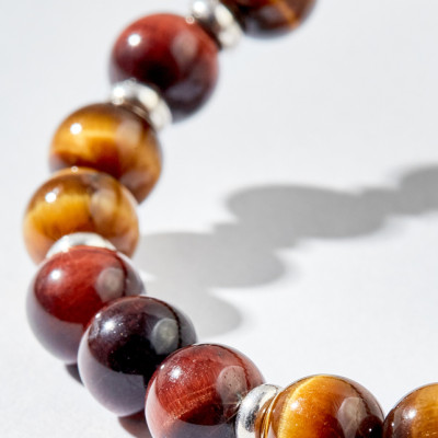 Vòng tay mắt hổ charm bạc Ngọc Quý Gemstones