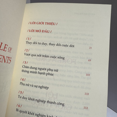 (Tái bản lần thứ 2) PHỤ NỮ VÀ TỰ DO - Thay Đổi Tư Duy, Thay Đổi Cuộc Đời - Hồng Nguyễn - NXB Thanh Niên