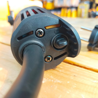 MÁY MÀI GÓC 100MM 750W INGCO AG750282 - HÀNG CHÍNH HÃNG