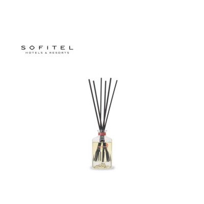 Que mây tán hương khách sạn 5* Sofitel Hotel