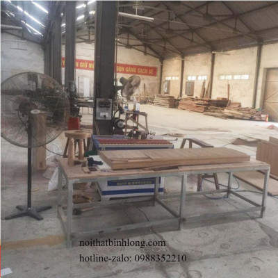 Kệ tivi gỗ gụ