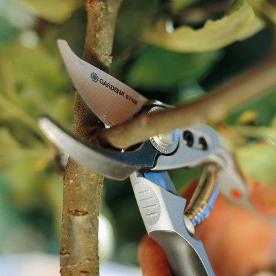 Kéo cắt cành cao cấp Gardena 08702-20