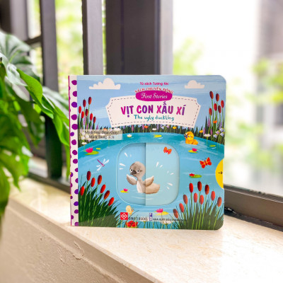 Sách Chuyển Động - First Stories - Vịt Con Xấu Xí - The Ugly Duckling - Bìa Cứng