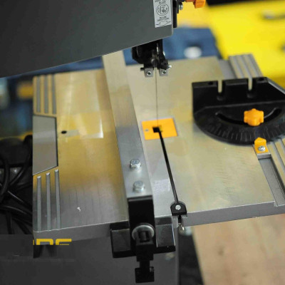 MÁY CƯA BÀN 350W (300X300MM) INGCO BAS3502 - HÀNG CHÍNH HÃNG