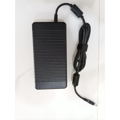 Sạc Tương Thích Cho Dell Alienware 330W Gan Charger Ac Adapter For M15 R4 R5 R6 5P90C - Hàng Nhập Khẩu New Seal TEEMO PC TEAC588