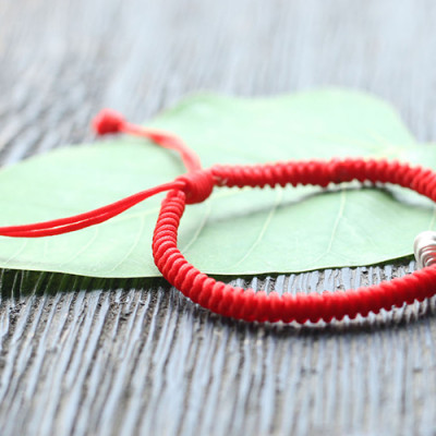 Vòng Tay Kết Dây Tuổi Dậu Ngọc Quý Gemstones