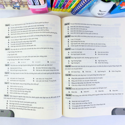 Sách - Phát Triển Năng Lực Lịch Sử Lớp 7 - Biên soạn theo chương trình GDPT mới - ndbooks