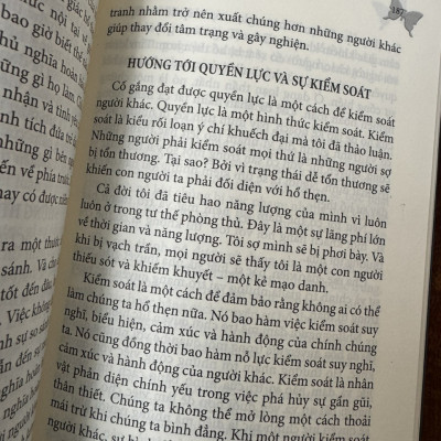 HIỂU ĐỂ CHỮA LÀNH - THOÁT KHỎI NỖI HỔ THẸN ĐỘC HẠI - John Bradshaw- Mai Thảo Yên dịch -  NXB Trẻ