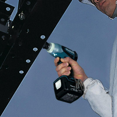 MÁY SIẾT BU LÔNG DÙNG PIN(12.7MM)(14.4V) MAKITA DTW250Z (KHÔNG KÈM PIN VÀ SẠC) - HÀNG CHÍNH HÃNG