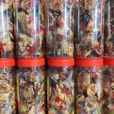 Mực rim sa tế đã chế biến ăn liền gói 500 gram là món ăn ngon ơi là ngon của shop Đặc Sản Biển Phan Thiết NGỌC DŨNG. Hạn sử dụng 6 tháng kể từ ngày đặt hàng