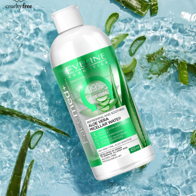 Nước tẩy trang làm dịu mát da 3 trong 1 chiết xuất Lô hội Facemed Eveline 400ml