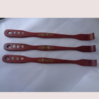 Combo Hai cây gãi lưng gỗ -cây gãi lưng khảm hoa văn