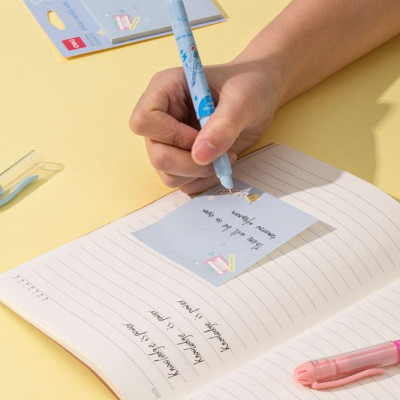 Bút Máy Nhựa Deli 0.5 mm - Phiên Bản Sơn Tùng M-TP Giới Hạn - Deli Q887 - Màu Xanh Dương