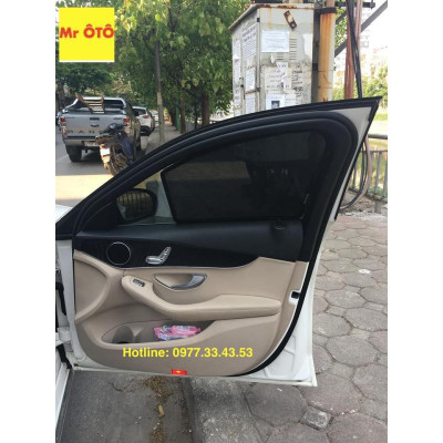 Rèm Che Nắng 2 Cánh Trước Xe Mercedes E200-250-300 Form 2016-2020 
