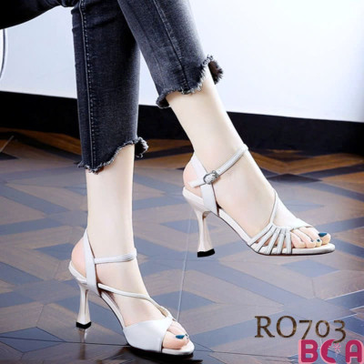 Giày Sandal Cao Gót Nữ 6p RO703 ROSATA tại BCASHOP Thiết Kế Đơn Giản, Tinh Tế Và Sang Thời Trang