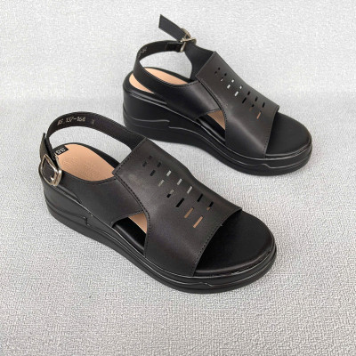 Giày Xăng đan nữ 7cm thời trang đế bằng pu siêu nhẹ màu đen Trường Hải XD145