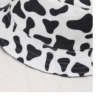 Mũ Bò Sữa xu hướng thời trang, họa tiết cá tính