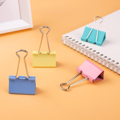 Kẹp Bướm Màu Deli 41mm 8552 