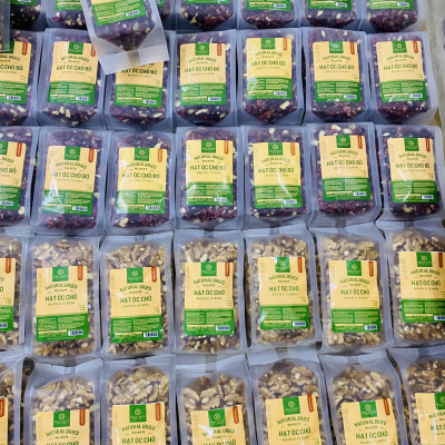Hạt Óc Chó Vàng Tách Vỏ Mỹ / 500gr - HOLINUT