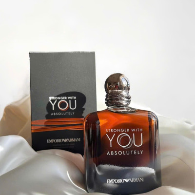Nước Hoa Nam Giorgio Armani Stronger With You Absolutely Parfum 100ml