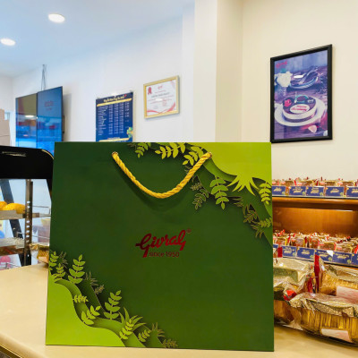 Hộp 4 Bánh Trung Thu Givral Tết Đoàn Viên 3 (150gr)