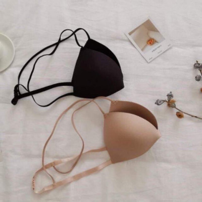 (SẴN)Áo lót,áo bra đúc dây mảnh hot nhất hiện nay