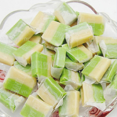 Kẹo Dừa Lá Dứa Sầu Riêng Hiệu Thanh Long-Đặc Sản Bến Tre (300g)