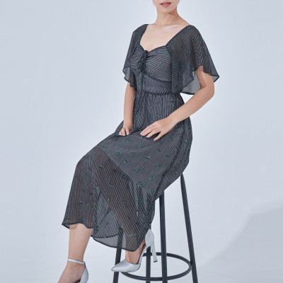 Đầm lửng chiffon cổ vuông dây rút ngực Maxivic, La Mộc LM012290