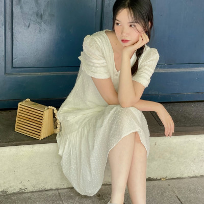 De Leah - Đầm Suông Gấu Xếp Nếp Ngắn Tay - Thời Trang Thiết Kế
