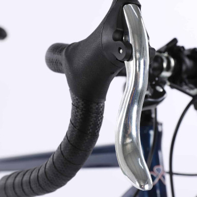 Xe đạp thể thao tay cong CALLI R2.0 Khung nhôm đi dây âm sườn, Phanh đĩa cơ, 21 tốc độ