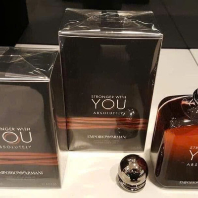 Nước Hoa Nam Giorgio Armani Stronger With You Absolutely Parfum 100ml