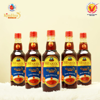 Nước mắm Cốt Kim Hoa Phú Quốc 40 đạm chai nhựa 500ml