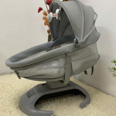 Nôi Điện Cao Cấp Cho Bé – Ru Ngủ Tự Động, Có Nhạc, Remote – Thiết Kế Hiện Đại Mastela 30911