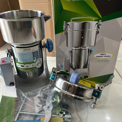 Máy xay bột mịn PG300. Xay liên tục mạnh mẽ hàng đầu Việt Nam. Hàng chính hãng Thái Lan chất lượng cao.