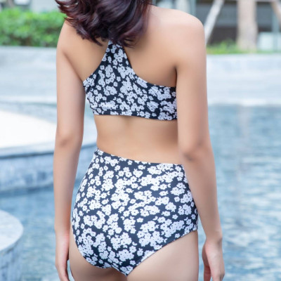 Áo bikini đa năng Gym-to-swim LMcation Ana - Hoa Nhí Đen Trắng