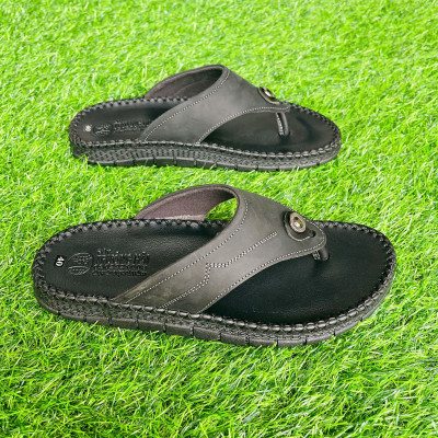Dép nam xỏ ngón Trường Hải đế doctor cao 2.5cm da bò 2 màu đen, vàng XN135