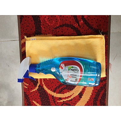 Combo 1 chai nước lau kính và 1 khăn lau siêu sạch màu ngẫu nhiên