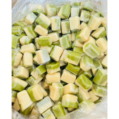 Kẹo dừa lá dứa sầu riêng hiệu Thanh Long-đặc sản Bến Tre (300g)