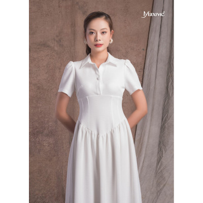 Đầm Rubi Trắng Nút Ngực Maxivic M01227029