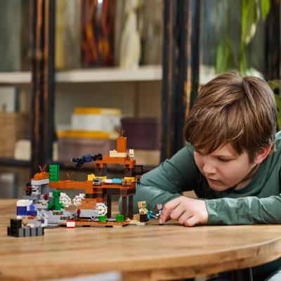 LEGO MINECRAFT 21263 Đồ Chơi Lắp Ráp Hầm Mỏ Vùng Hoang Mạc (538 chi tiết)