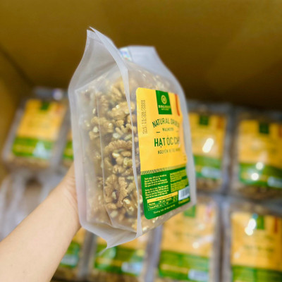 Hạt Óc Chó Vàng Tách Vỏ Mỹ / 500gr - HOLINUT