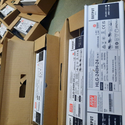 Nguồn LED 24V 10A HLG-240H-24 Meanwell Hàng nhập khẩu